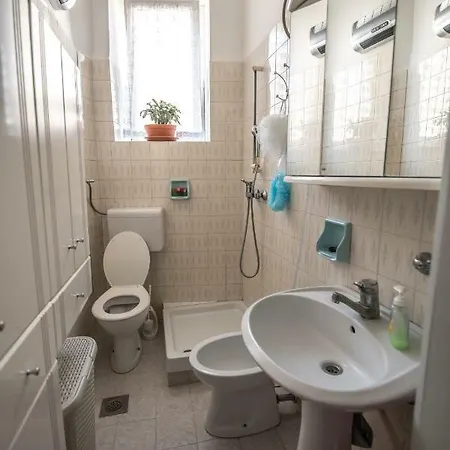The Sisters Central Apartament Poreč